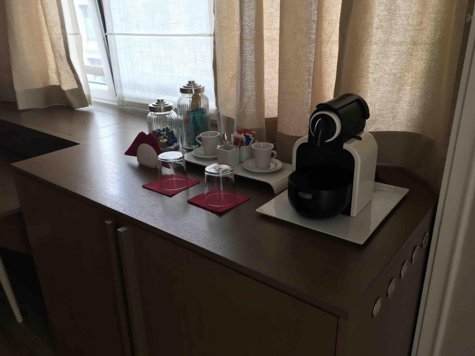 吉内瓦客房酒店 贝尔加莫 外观 照片